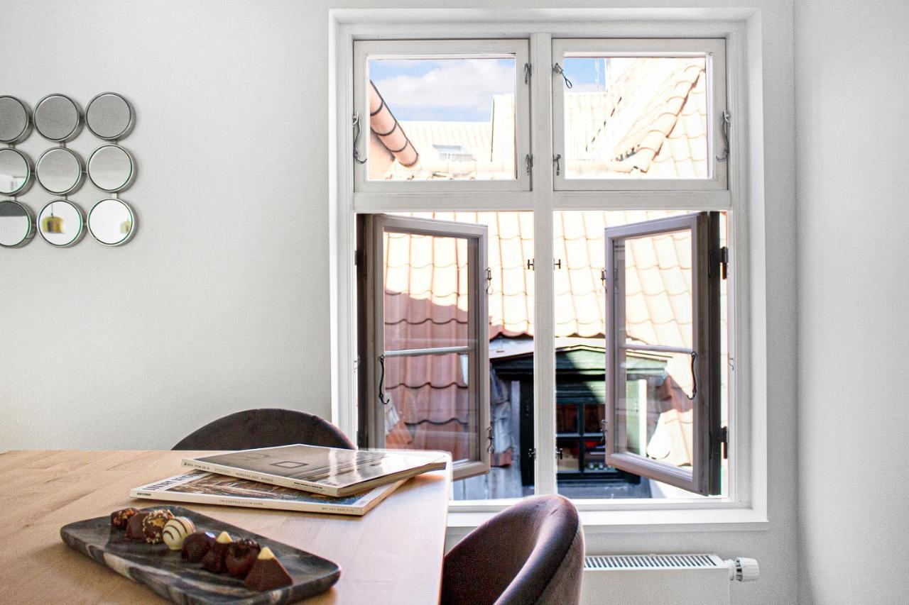 Sanders Regent - Treasured Three-bedroom Near Square Leilighet