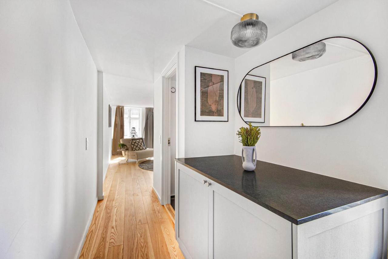 Leilighet Sanders Regent - Treasured Three-bedroom Near Square