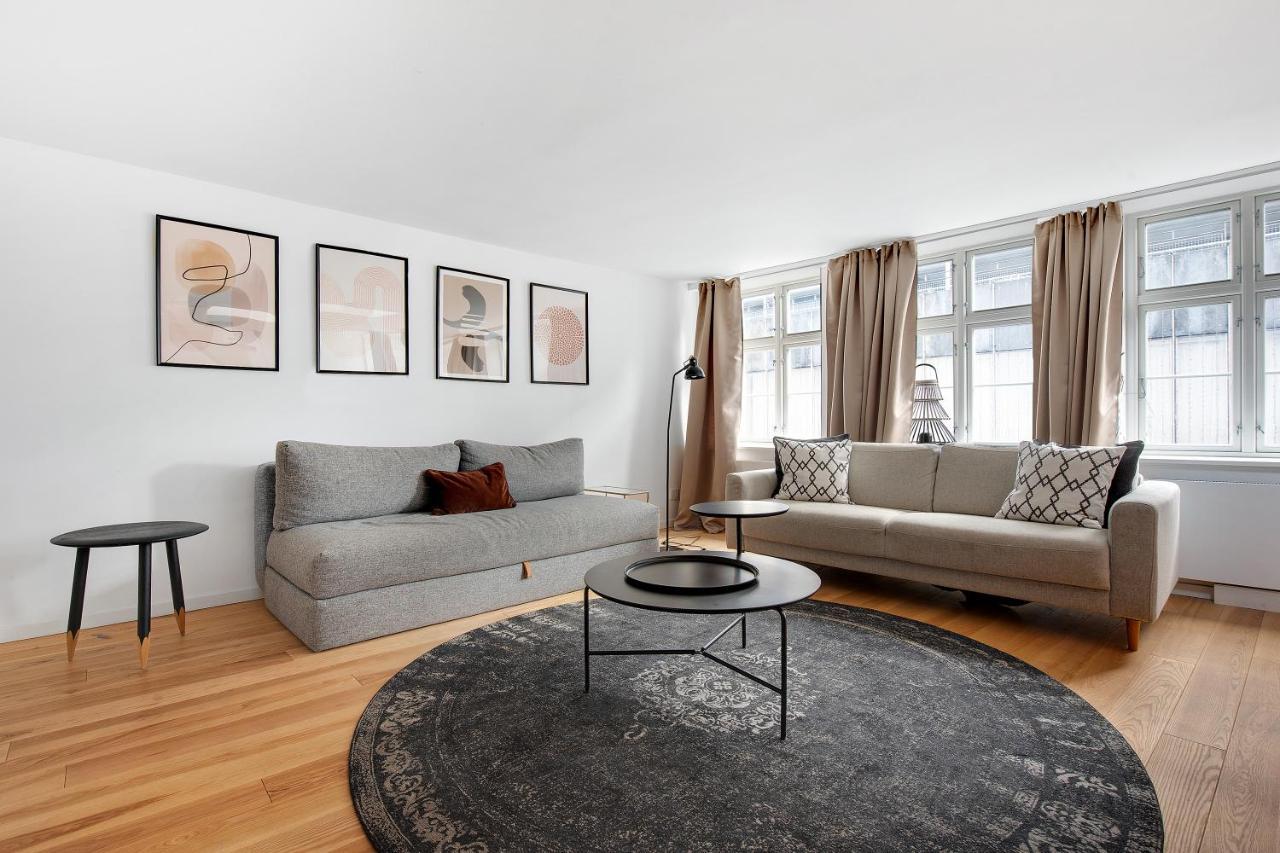 Sanders Regent - Treasured Three-bedroom Near Square Leilighet
